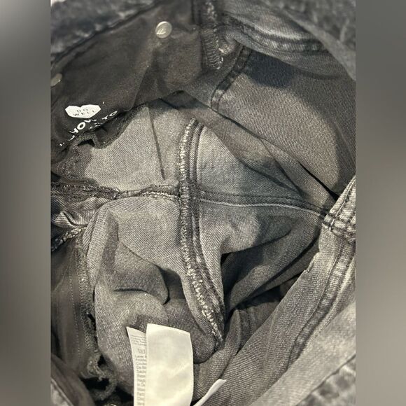 Madewell The Perfect Vintage Jean in Cosner Wash: Knee-Rip Edition - Picture 13 of 15